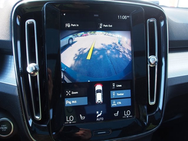2019 Volvo XC40 T5 Momentum