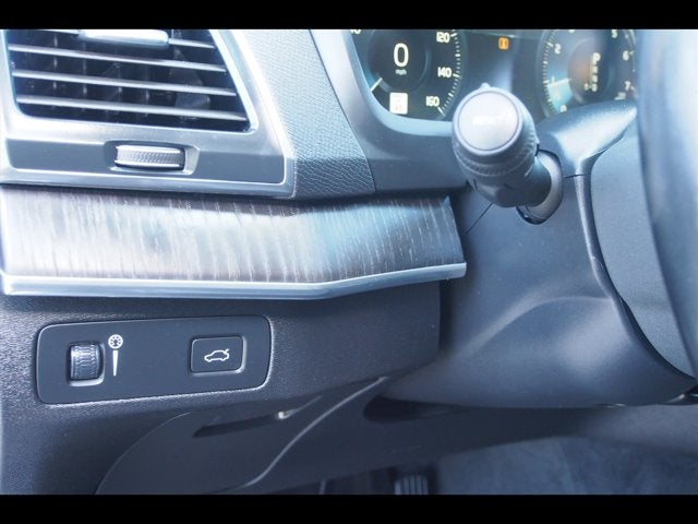 2020 Volvo XC90 Momentum