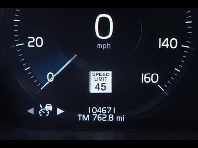 2020 Volvo XC90 Momentum