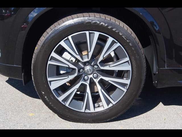 2020 Volvo XC90 Momentum