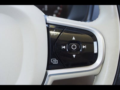 2019 Volvo XC90 Momentum
