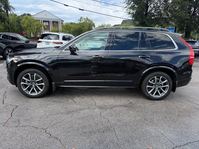 2019 Volvo XC90 Momentum