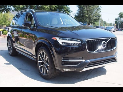 2019 Volvo XC90 Momentum