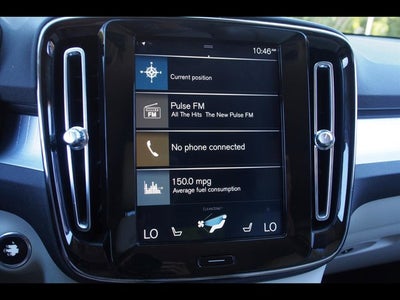 2020 Volvo XC40 Momentum