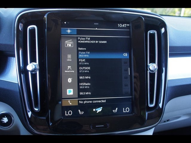 2020 Volvo XC40 Momentum
