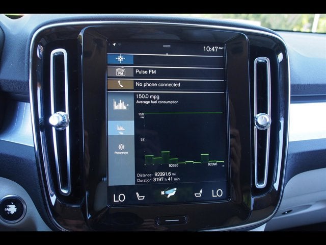 2020 Volvo XC40 Momentum