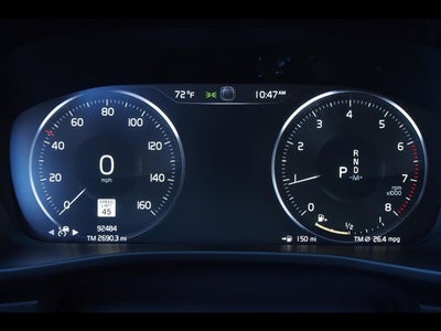 2020 Volvo XC40 Momentum