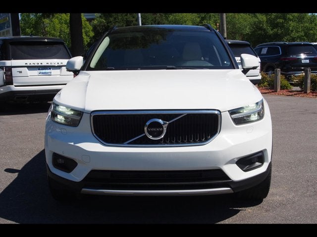 2020 Volvo XC40 Momentum