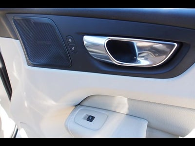 2021 Volvo XC60 Inscription Expression