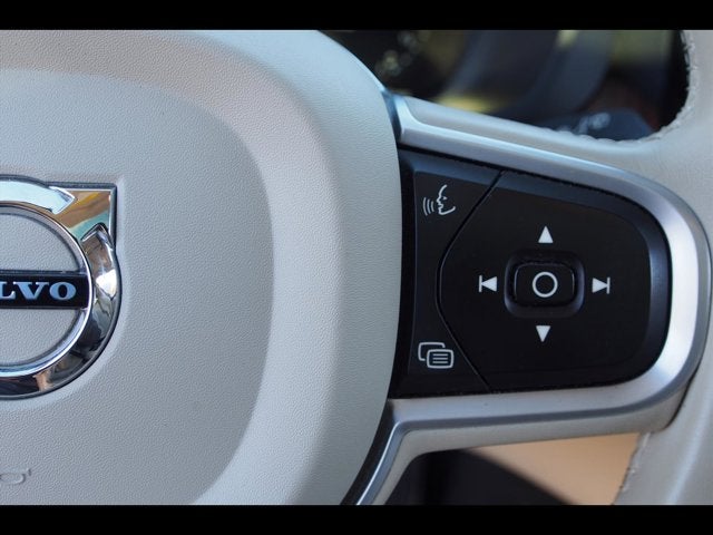 2021 Volvo XC60 Inscription Expression