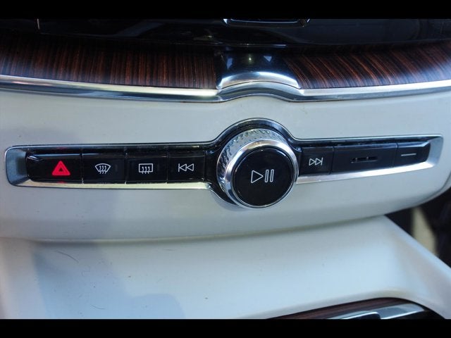 2021 Volvo XC60 Inscription Expression