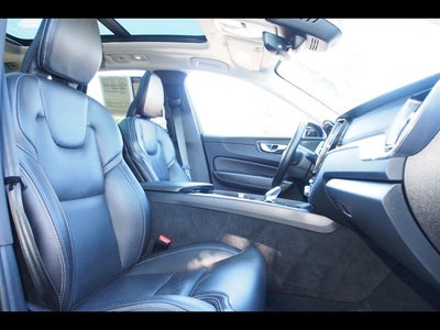 2022 Volvo XC60 Inscription