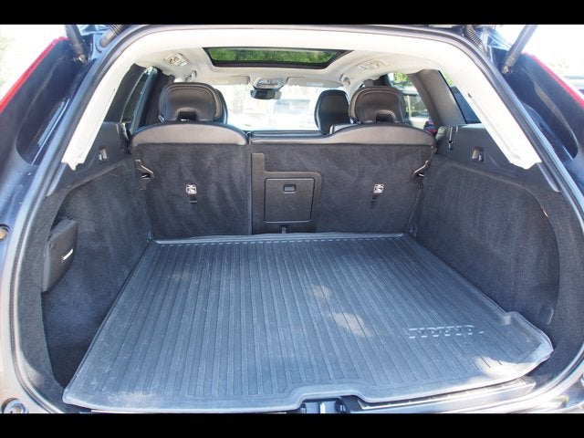 2022 Volvo XC60 Inscription