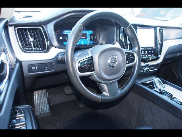 2022 Volvo XC60 Inscription