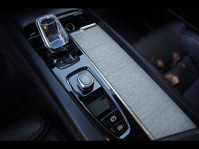 2022 Volvo XC60 Inscription