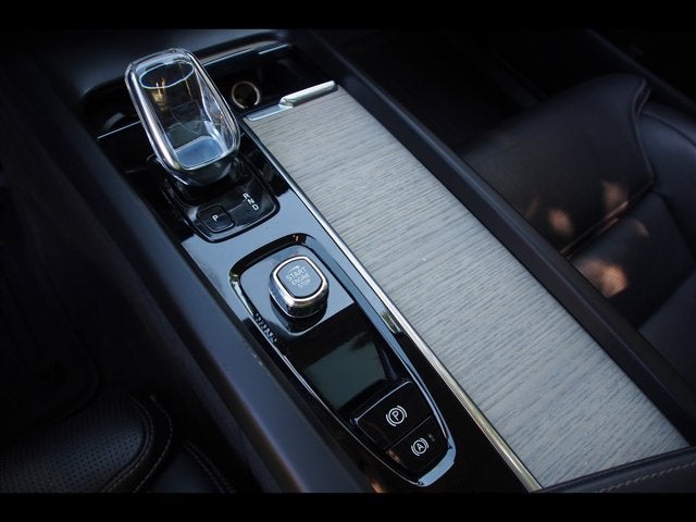 2022 Volvo XC60 Inscription