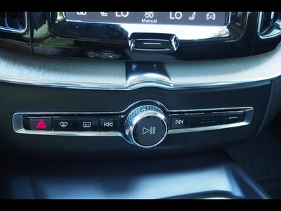 2022 Volvo XC60 Inscription