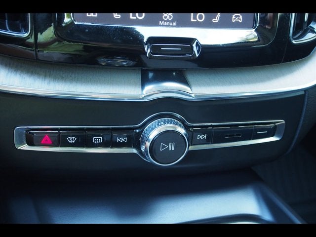 2022 Volvo XC60 Inscription