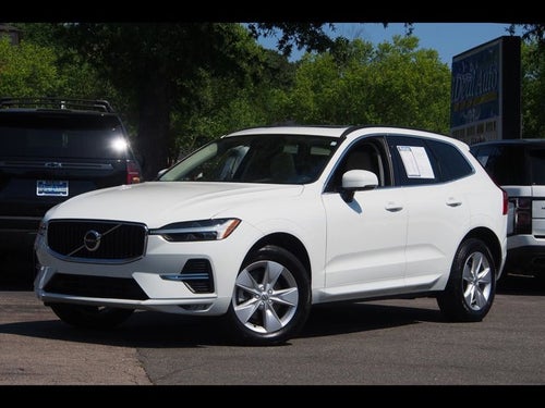 2022 Volvo XC60 Momentum