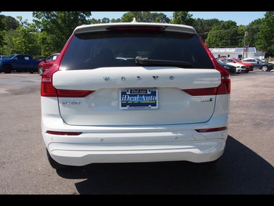2022 Volvo XC60 Momentum