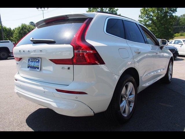 2022 Volvo XC60 Momentum