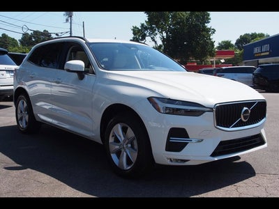 2022 Volvo XC60 Momentum